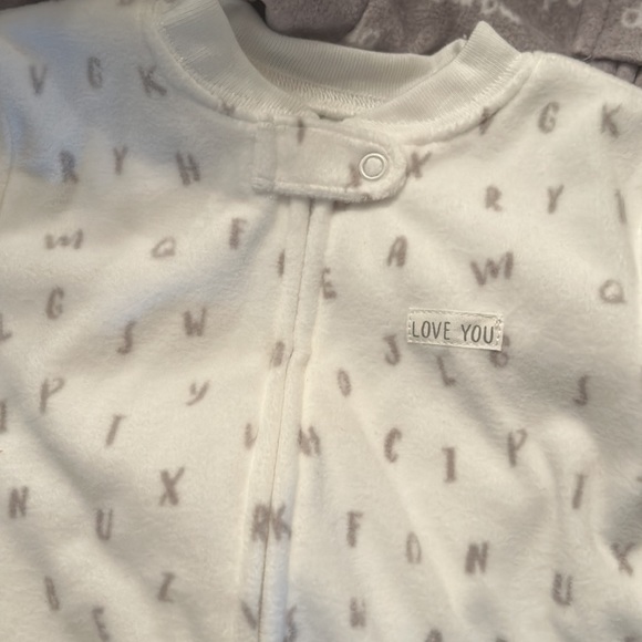 Carters fleece sleep sack size medium 17-21lb - Picture 2 of 5